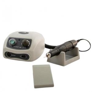 Manicure & pedicure frees ATY (Manicure & pedicure frees ATY)